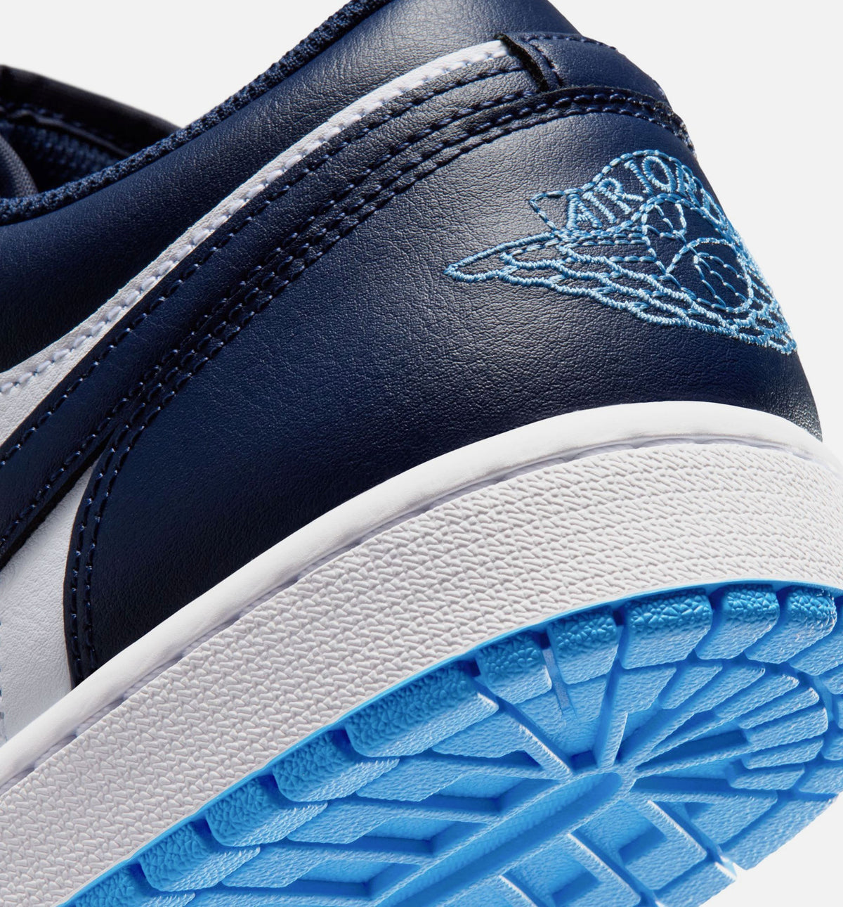 Air Jordan 1 Low – Men's Lifestyle Shoe in Midnight Navy/University Blue/White